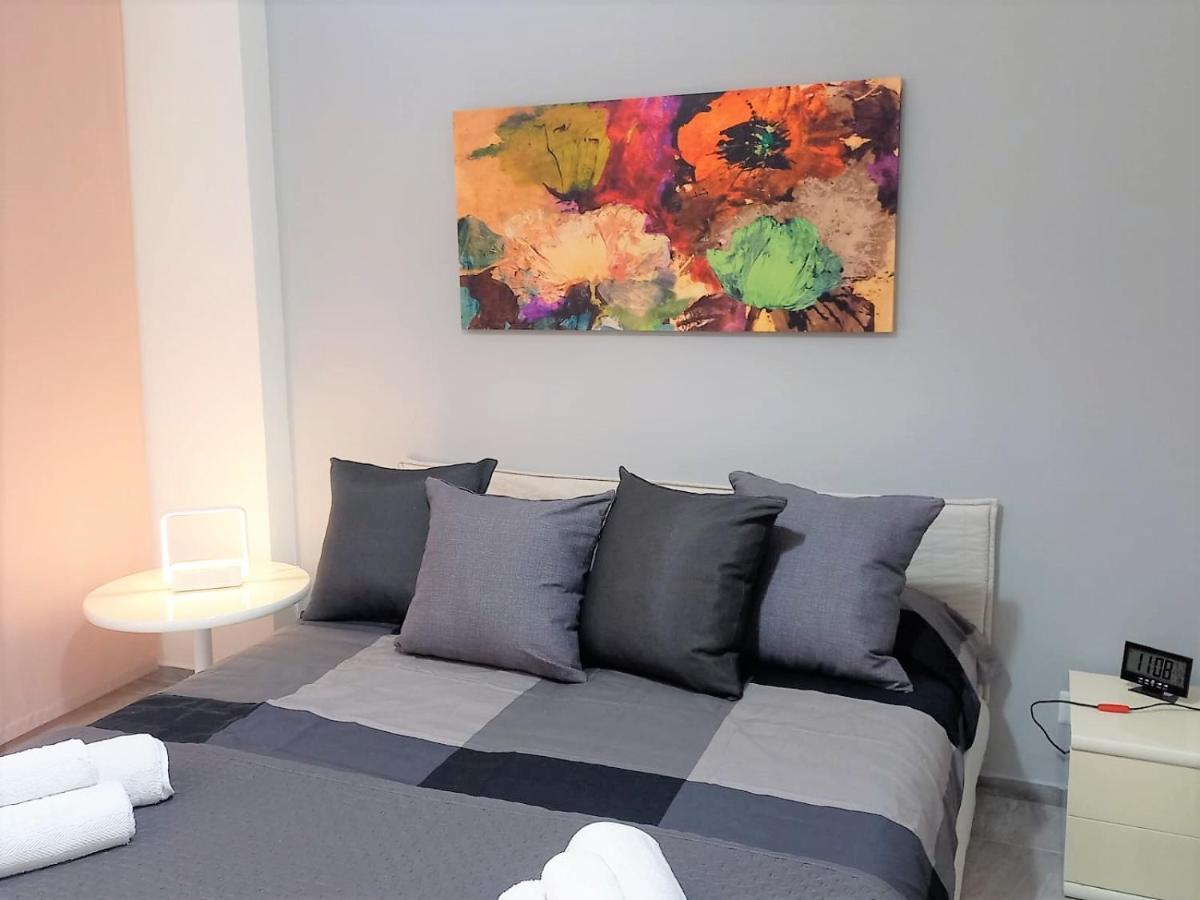 Suite Home Panorama Giardini-Naxos Kültér fotó