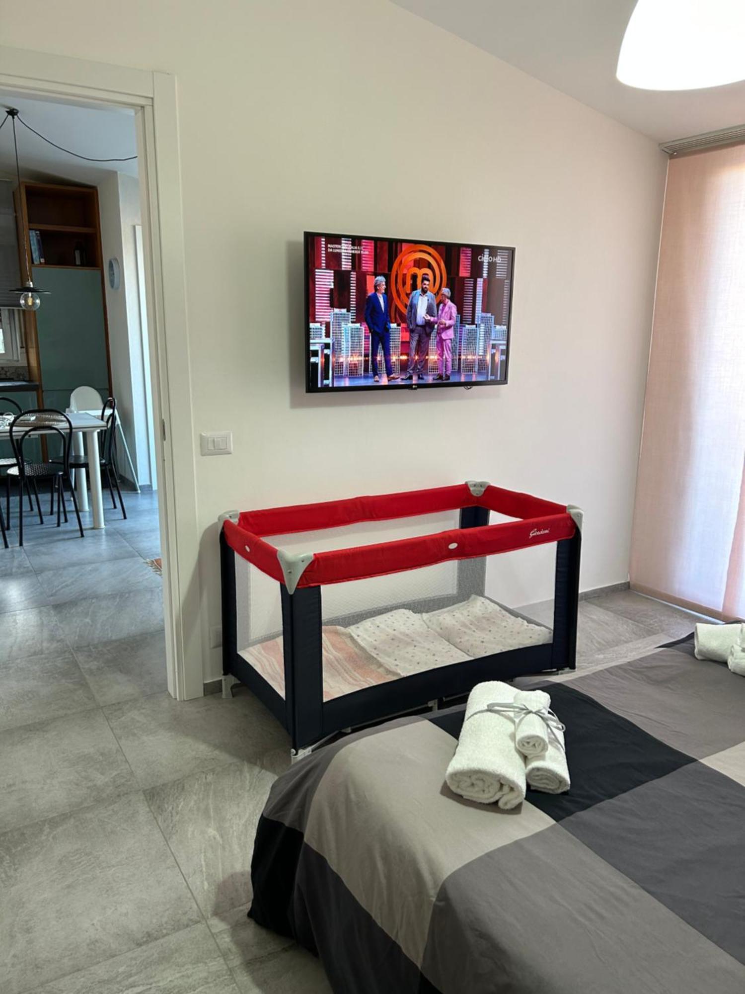 Suite Home Panorama Giardini-Naxos Kültér fotó