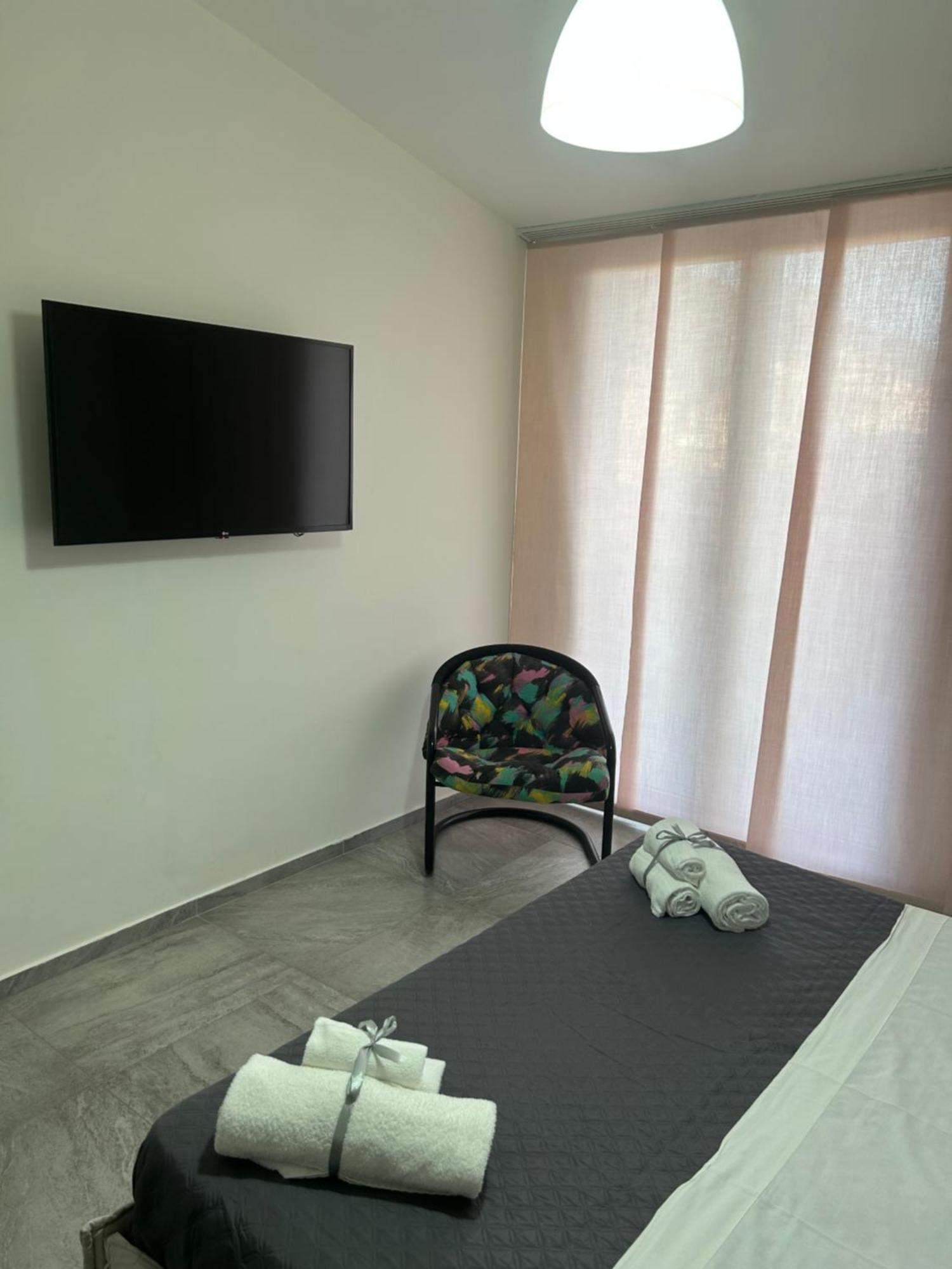 Suite Home Panorama Giardini-Naxos Kültér fotó
